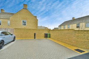 Photo 1- click for photo gallery